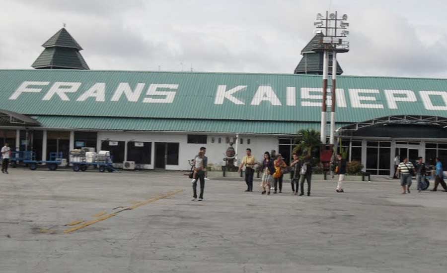 Selain rute luar negeri, ujar Herry Naap, Pemkab Biak Numfor juga meminta pembukaan rute penerbangan baru dalam negeri Biak-Manado