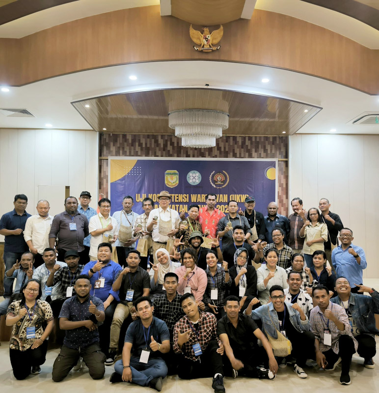 Sebanyak 32 Wartawan dari total 34 orang yang mengikuti Uji Kompetensi Wartawan (UKW) Angkatan I tahun 2023 yang diselenggarakan Lembaga Uji (LU) Persatuan Wartawan Indonesia (PWI) bekerjasama dengan Pemerintah Kabupaten (Pemkab) Mimika, dinyatakan berkompeten.