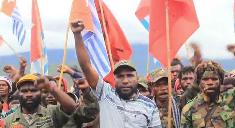 Menyambut putusan bebas Haris Azhar dan Fatia di Distrik Kamu Selatan, Kabupaten Dogiyai, Provinsi Papua Tengah. Victor Yeimo mendesak