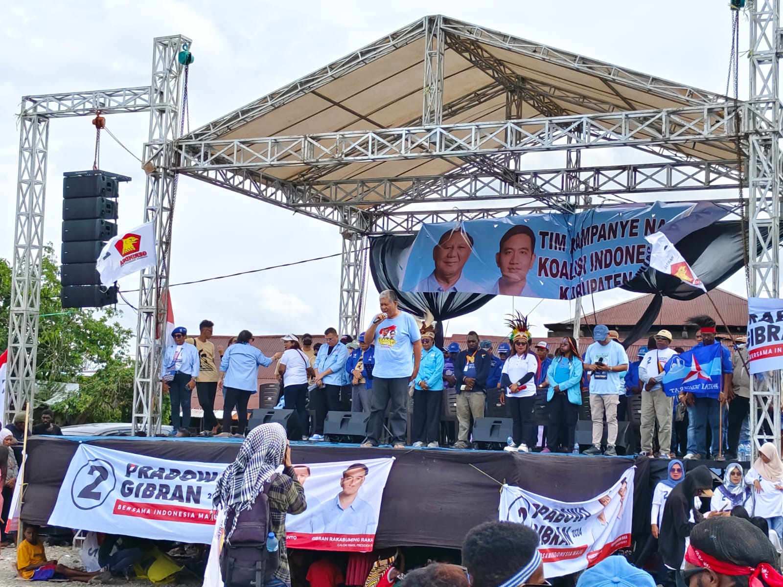 Tim koalisi pemenangan capres - cawapres nomor 02, Prabowo Subianto - Gibran Rakabuming Raka di Kabupaten Mimika, Provinsi Papua Tengah