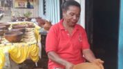 Masyarakat Kampung Abar kini dapat tersenyum lebar pasca Pemkab Jayapura, Papua mendorong pengembangan produk gerabah masyarakat