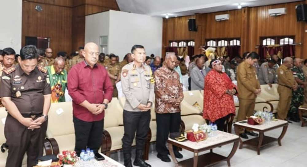 Ketua KPU Papua Tengah, Jennifer Darling Tabuni, menyatakan kesiapan pelaksanaan Pemilukada 2024 hampir rampung di H-1 tahapan