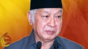 Ratusan orang dari sejumlah elemen aktivis 1998 menyatakan sikap menolak usulan agar Soeharto menjadi pahlawan nasional. Aktivis '98 dari