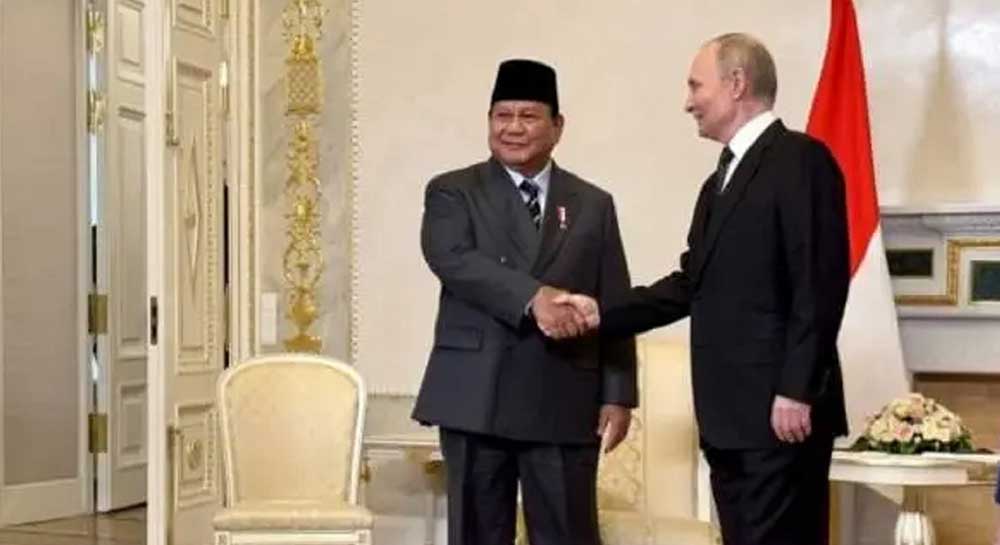 Bertempat di Istana Konstantinovsky, Saint Petersburg, Rusia. Kedatangan Presiden Prabowo Subianto disambut Presiden Rusia Vladimir Putin.
