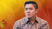 Terkait isu adanya pencopotan Kapolri Jenderal Listyo oleh Presiden Prabowo terdengar sampai ke telinga Seskab Teddy Indra Wijaya.