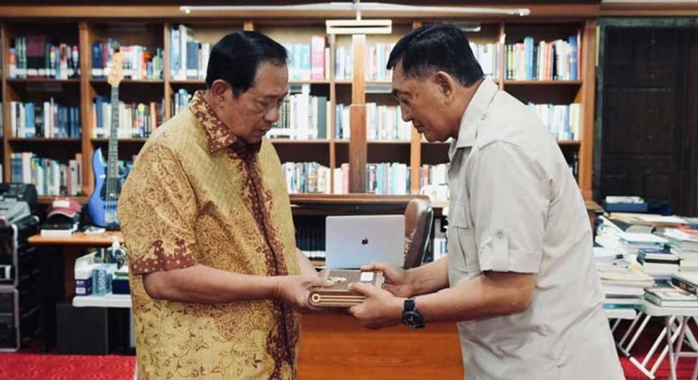 Menhan Sjafrie Sjamsoeddin mendapatkan tugas khusus dari Presiden Prabowo Subianto untuk menemui Presiden ke-6 Indonesia SBY ke