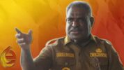 Seluruh kepala sekolah yang ada di wilayah Kota Jayapura mendapat ancaman serius dari Wali Kota Jayapura, Abisai Rollo jika masih melakukan