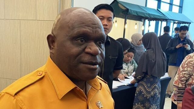 Menteri HAM Natalius Pigai menegaskan bahwa pemerintah bukan pelaku di balik serangkaian teror yang dialami sejumlah influencer dan aktivis